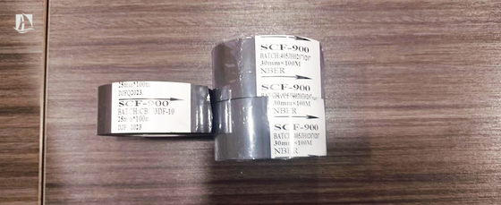 30mm*100m SCF900 LC1 一般的なバーコードリボン 発効日記印刷のための熱印刷スタンプフォイル